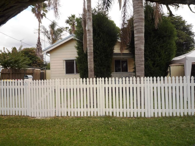 85 Acacia Road, Kirrawee NSW 2232