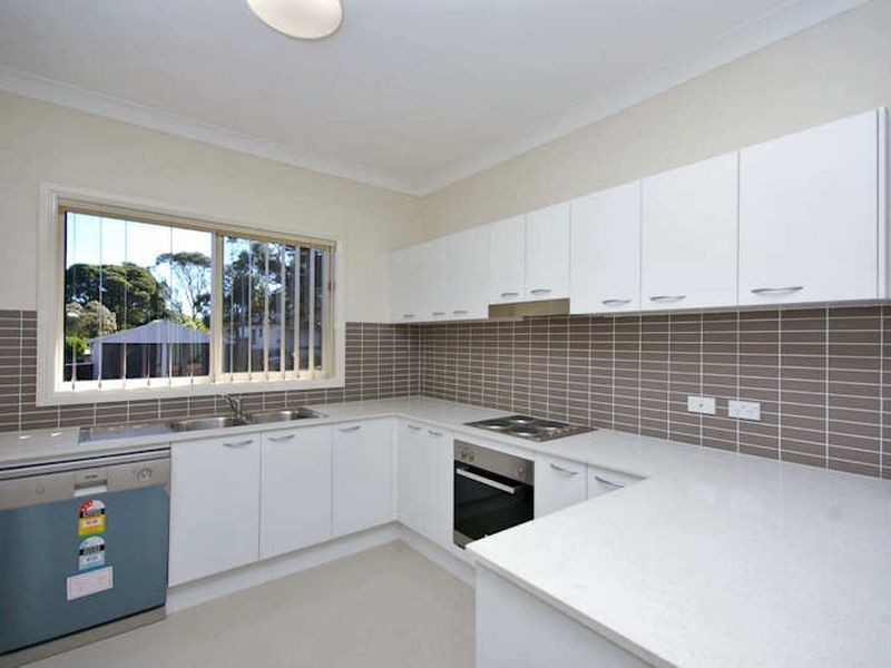 84 Auburn St (South), Sutherland NSW 2232