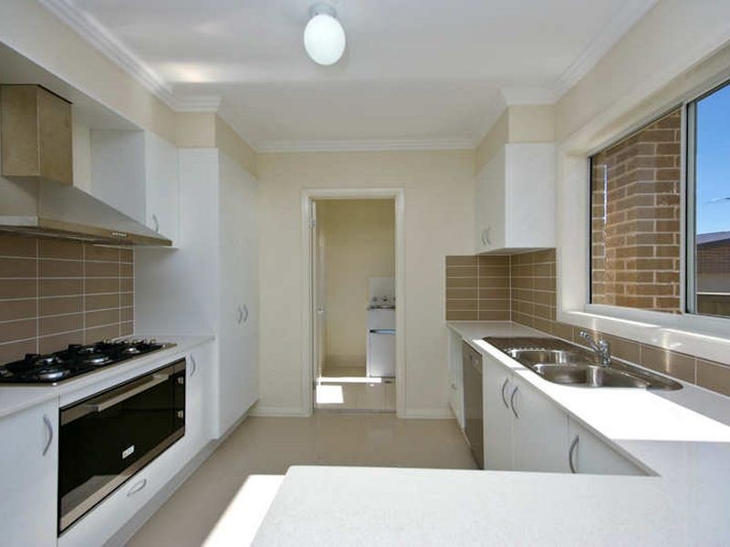 1/39 Leonay Street, Sutherland NSW 2232