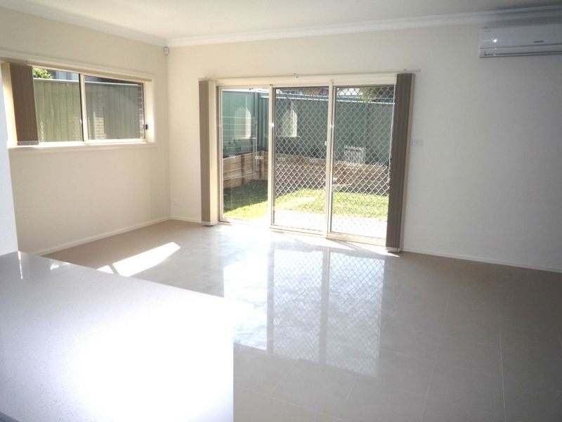 84 Auburn St (South), Sutherland NSW 2232