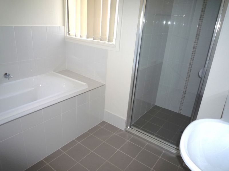 84 Auburn St (South), Sutherland NSW 2232