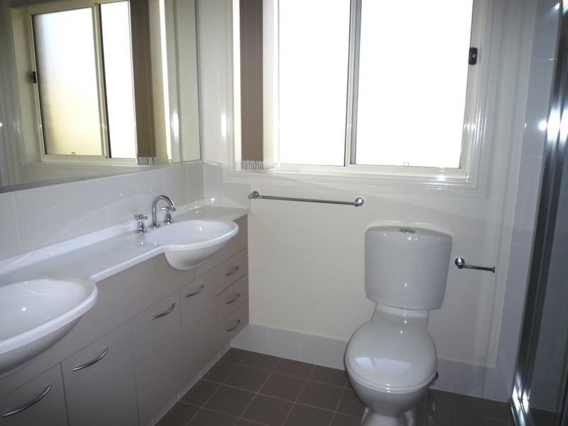 84 Auburn St (South), Sutherland NSW 2232