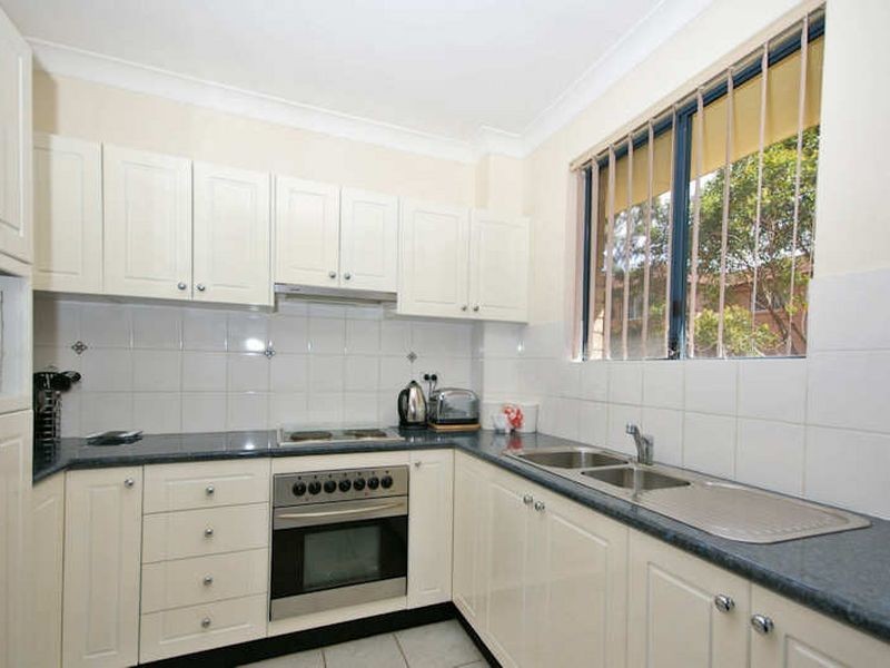 12/9-11 Cook Street, Sutherland NSW 2232