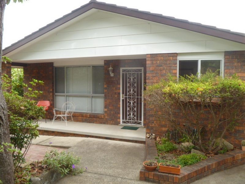 33 Churchill Avenue, Kirrawee NSW 2232