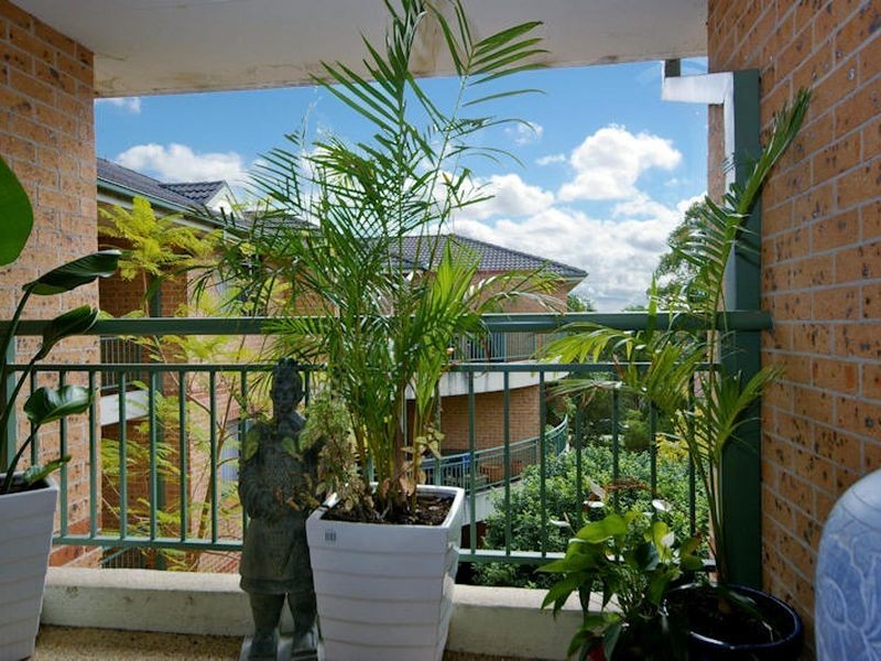 15/20 Leonay Street, Sutherland NSW 2232