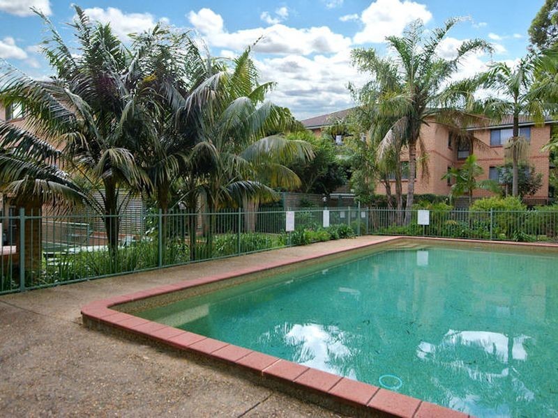 15/20 Leonay Street, Sutherland NSW 2232