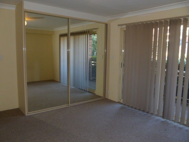 2/6-10 Gray St, Sutherland NSW 2232