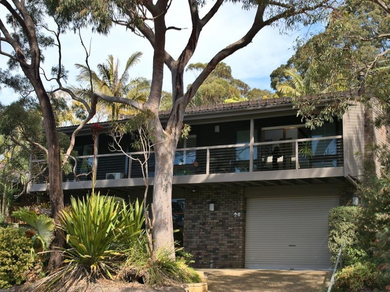 29 Urana Road, Yarrawarrah NSW 2233