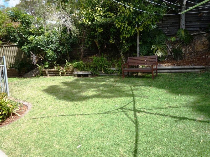 29 Urana Road, Yarrawarrah NSW 2233