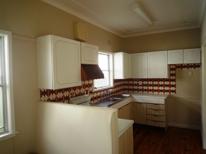 138 Linden Street, Sutherland NSW 2232