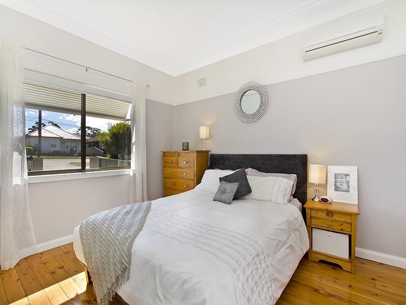 92 Wolger Street, Como NSW 2226