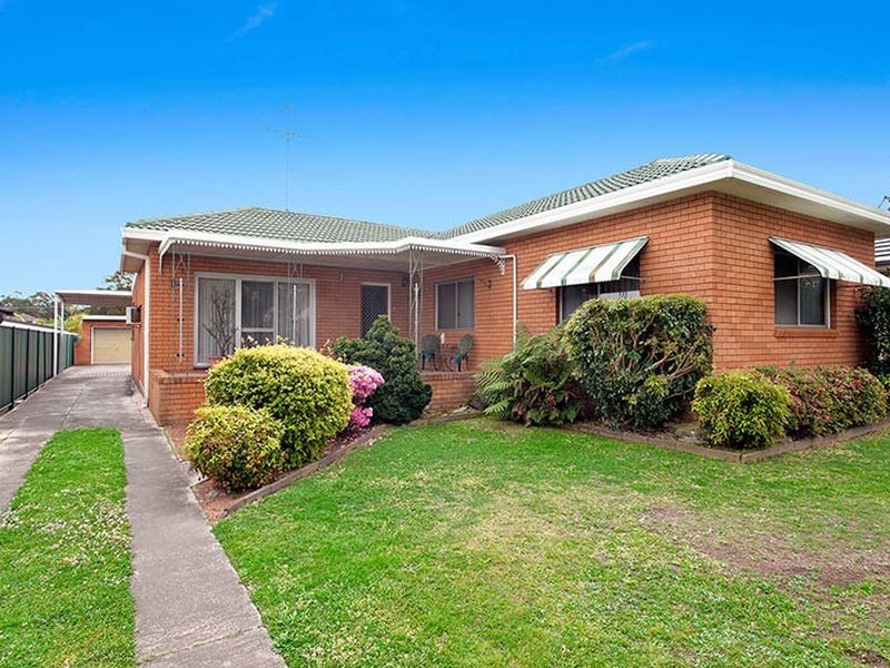 13 Churchill Ave, Kirrawee NSW 2232