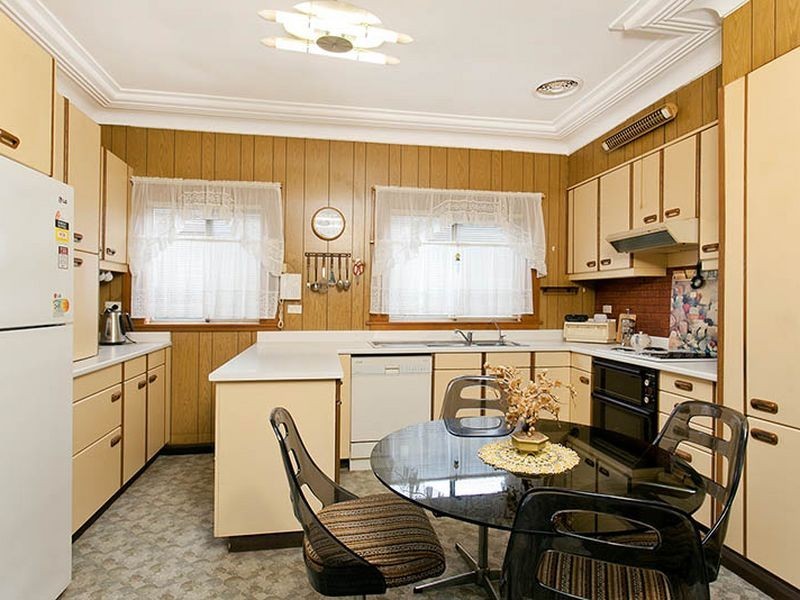 13 Churchill Ave, Kirrawee NSW 2232