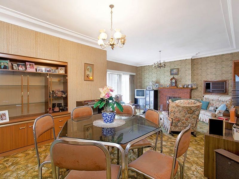 13 Churchill Ave, Kirrawee NSW 2232