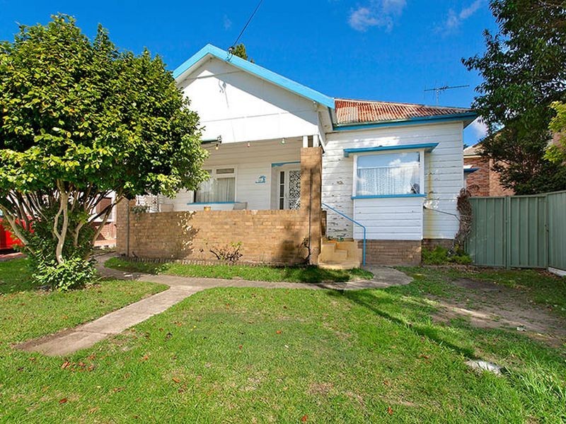 15 Belmont Street, Sutherland NSW 2232