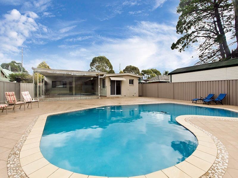 5 Cooper Street, Engadine NSW 2233