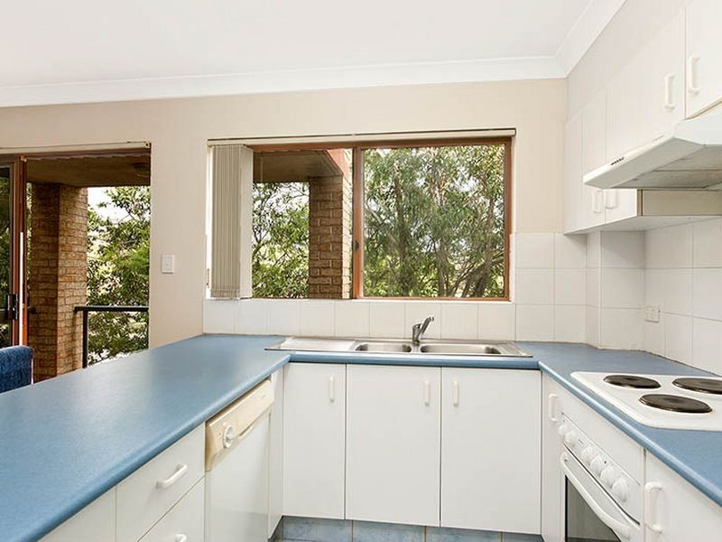 15/28 Leonay Street, Sutherland NSW 2232