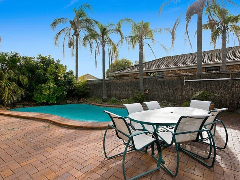 8 Honeyeater Place, Woronora Heights NSW 2233