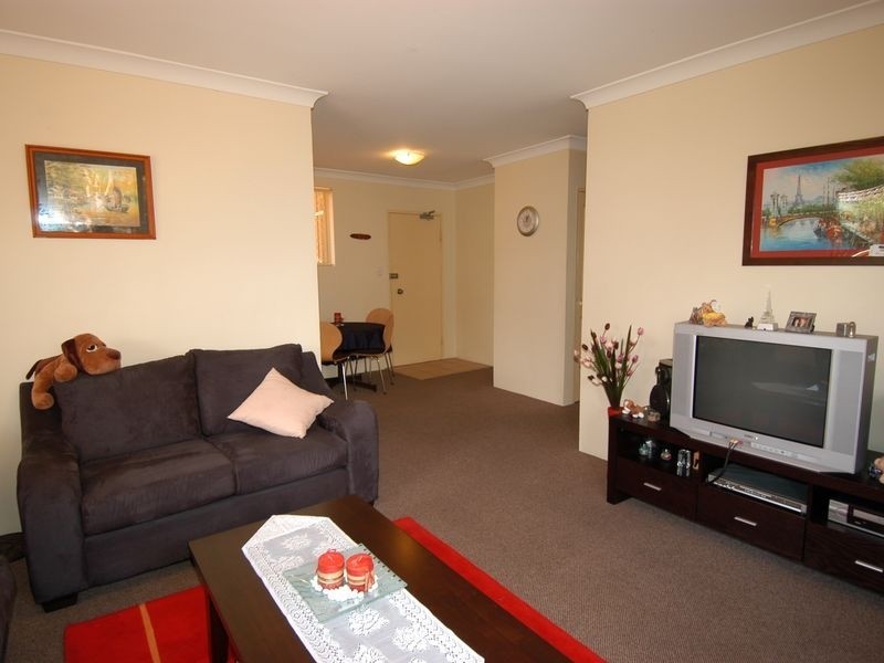1/94 Linden Street, Sutherland NSW 2232