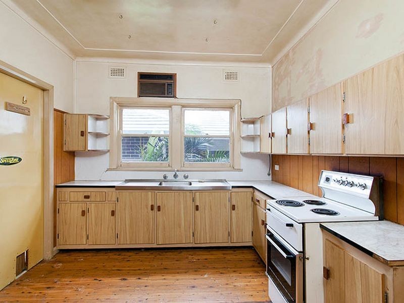 4 Milner Avenue, Kirrawee NSW 2232