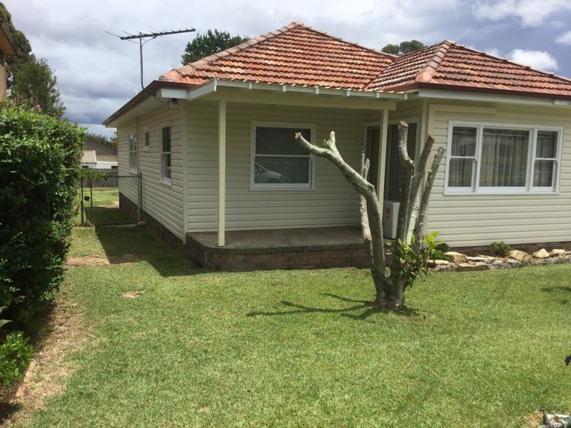 239 WORONORA ROAD, Engadine NSW 2233