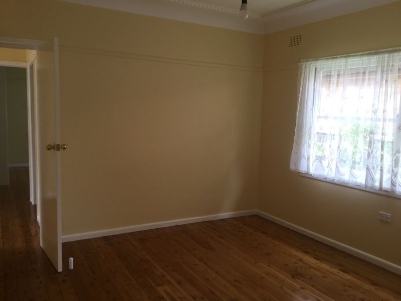 239 WORONORA ROAD, Engadine NSW 2233