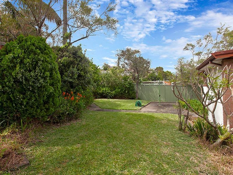 24 Vermont Street, Sutherland NSW 2232