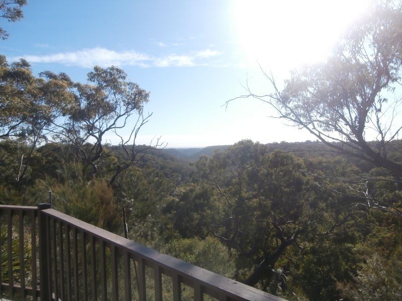 1 Nullabor Place, Yarrawarrah NSW 2233