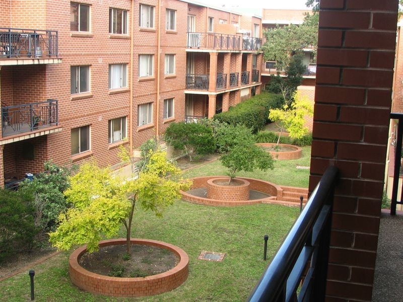 62/61-65 Glencoe Street, Sutherland NSW 2232