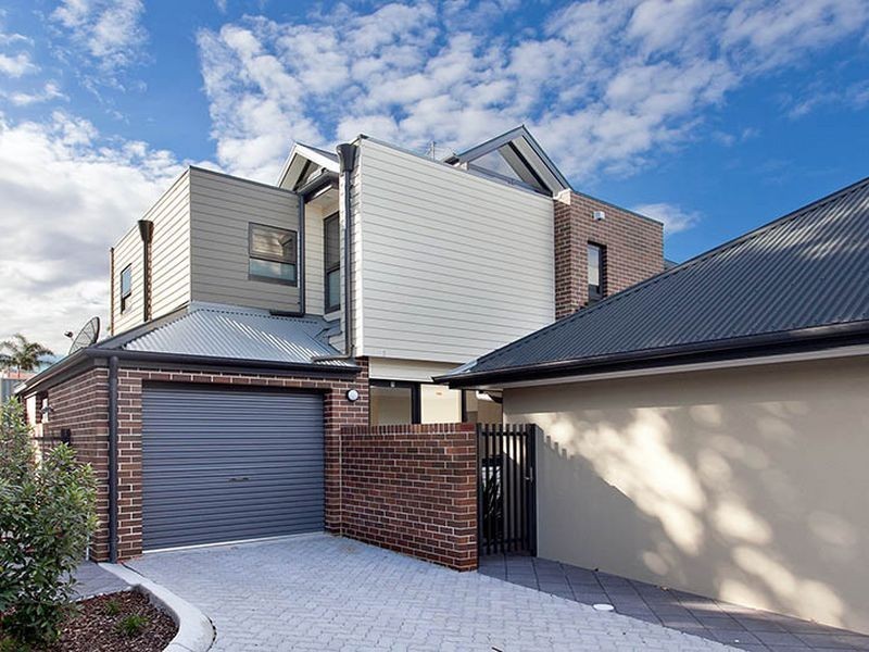 61 Port Hacking Road, Sylvania NSW 2224