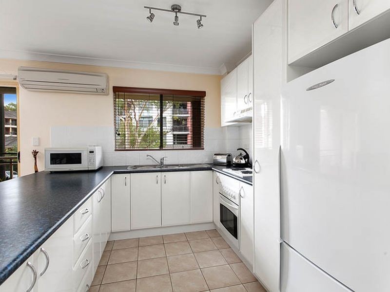 8/6-10 Gray Street, Sutherland NSW 2232