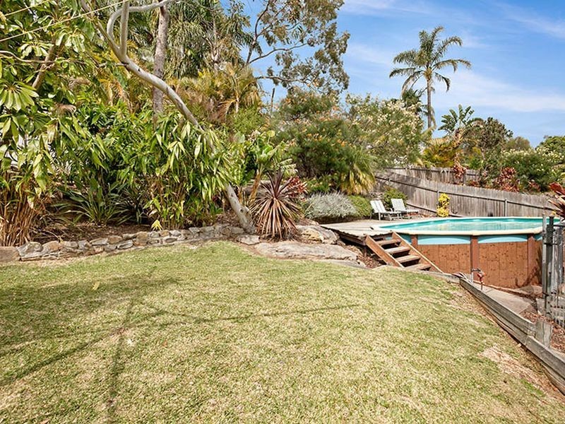 1 Baradine Place, Yarrawarrah NSW 2233