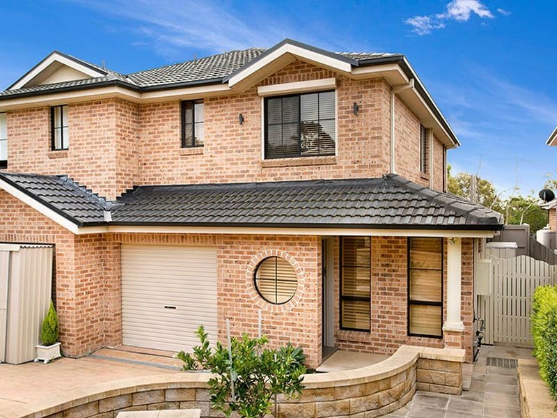 1/11 Yarra Vista Court, Yarrawarrah NSW 2233