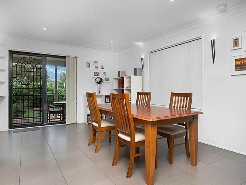 1/11 Yarra Vista Court, Yarrawarrah NSW 2233