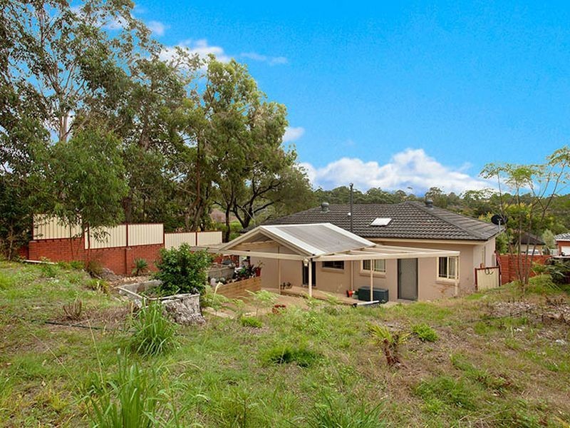 1 Magnolia Street, Kirrawee NSW 2232