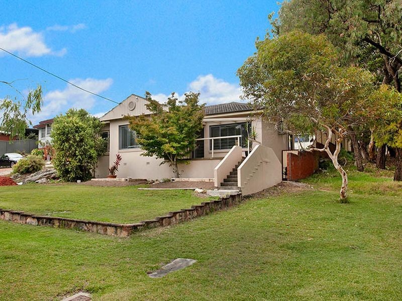 1 Magnolia Street, Kirrawee NSW 2232