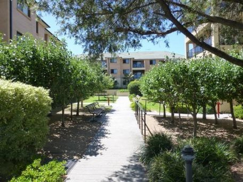 42/104 Glencoe Street, Sutherland NSW 2232