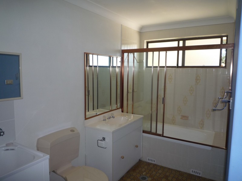 15/125 Oak Road, Kirrawee NSW 2232