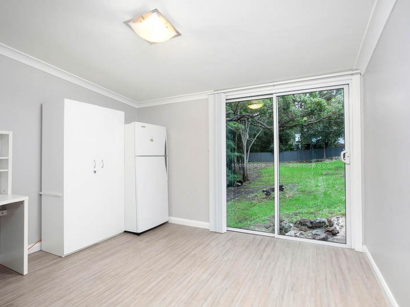 2 Rosebery Street, Heathcote NSW 2233