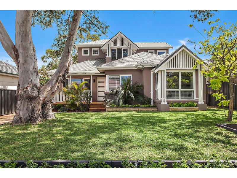 45 Parklands Avenue, Heathcote NSW 2233