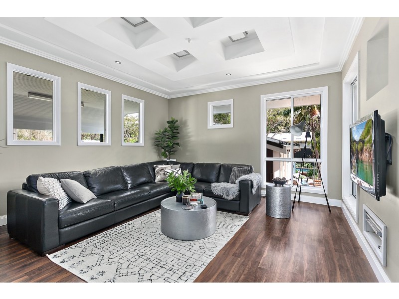 45 Parklands Avenue, Heathcote NSW 2233