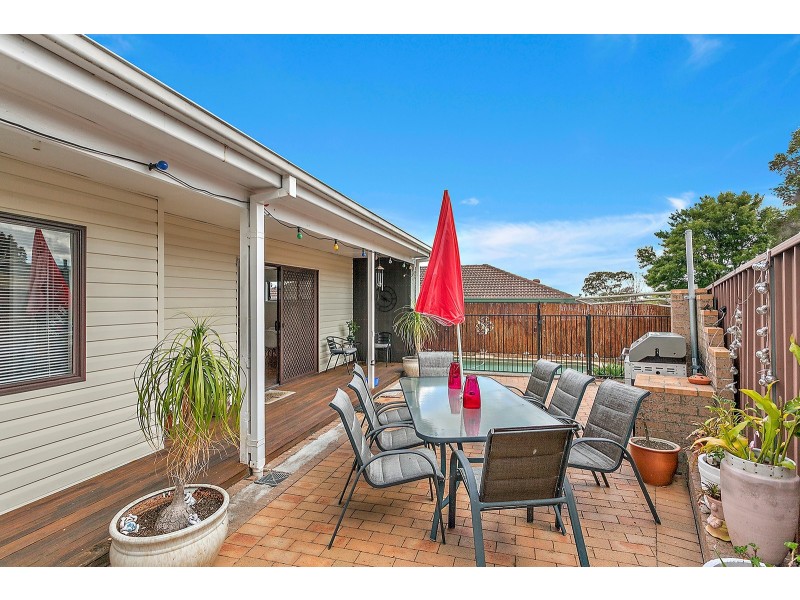 44 Banbal Rd, Engadine NSW 2233