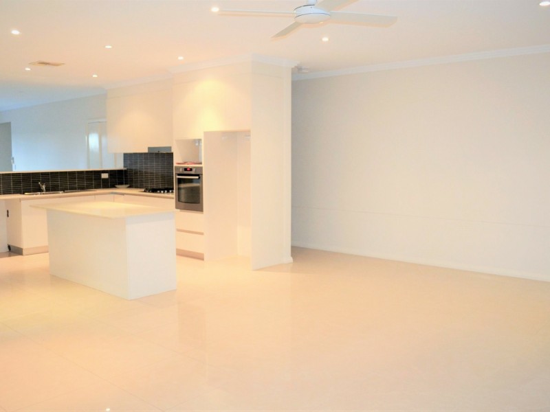 8/87-89 Caldarra Avenue, Engadine NSW 2233