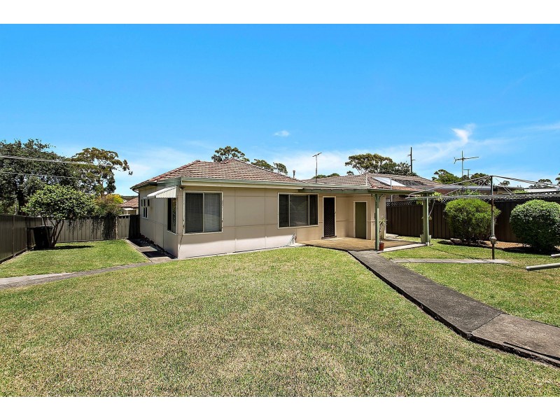 13 Aldgate Street, Sutherland NSW 2232