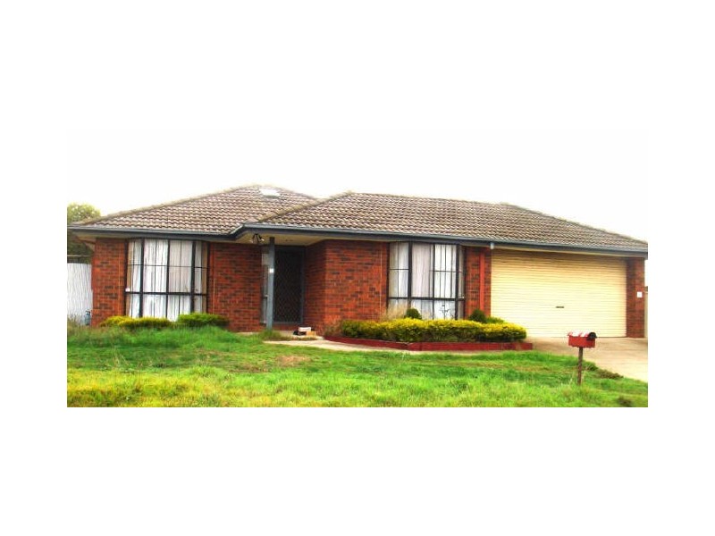 24 Hutzul Court, Delahey VIC 3037