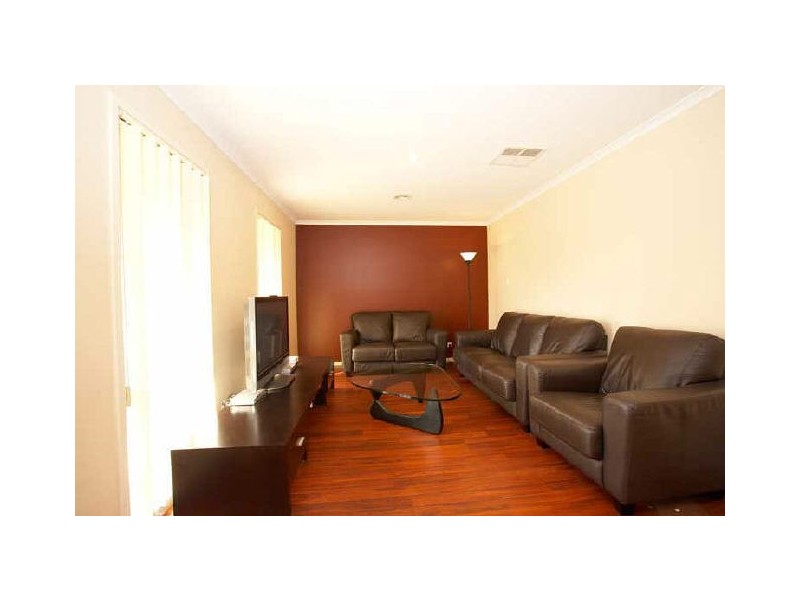 45 Fydler Ave, Burnside VIC 3023