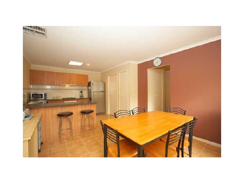 45 Fydler Ave, Burnside VIC 3023