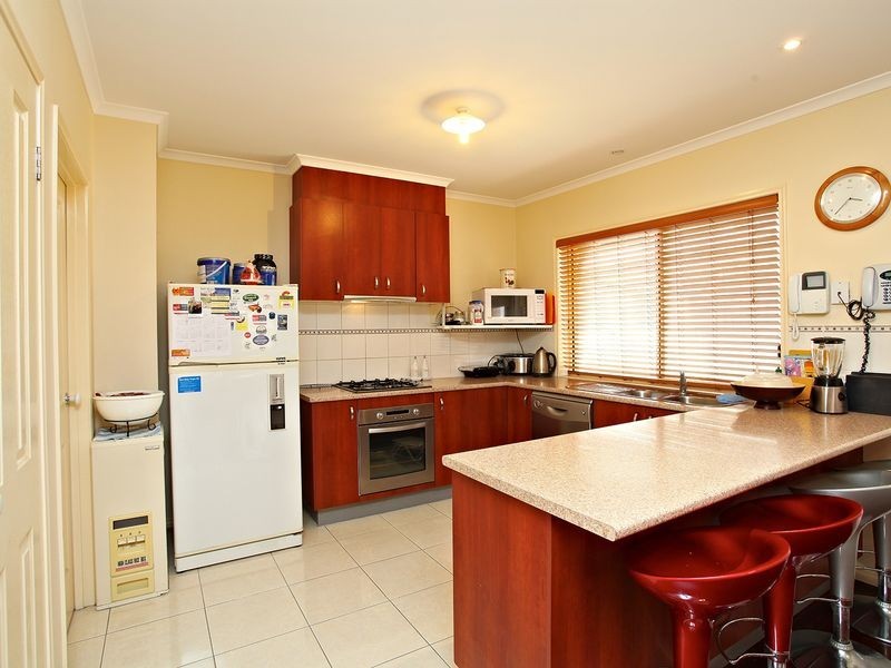 12 Inverness Court, Deer Park VIC 3023