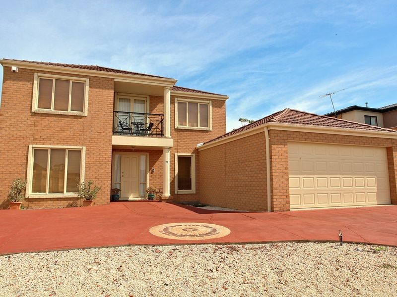 12 Inverness Court, Deer Park VIC 3023