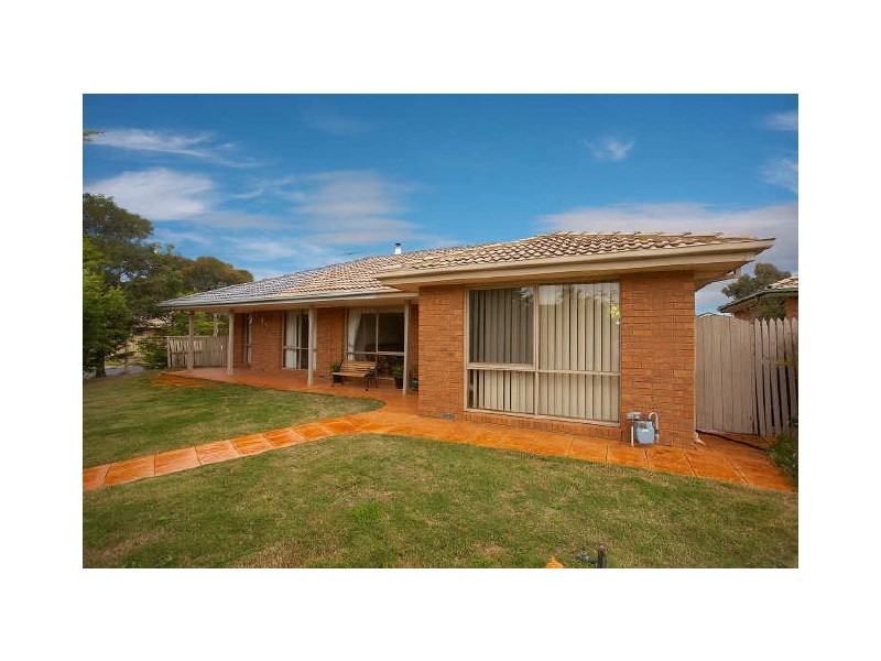 1 Harness Court, Sydenham VIC 3037